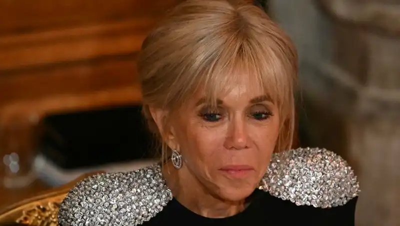 First Lady Davası: "Erkek Olarak Doğdu" Yalanı ile Beraat Etti!