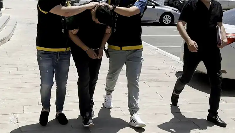 Mezarlıkta Hırsızlık Yapan Şahıs Suçüstü Yakalandı, Olayının Perde Arkası