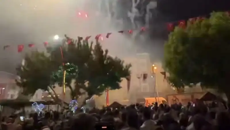 Havai Fişek Gösterisi Sonrası Hastanelik Olaylar: Detaylar Ortaya Çıktı
