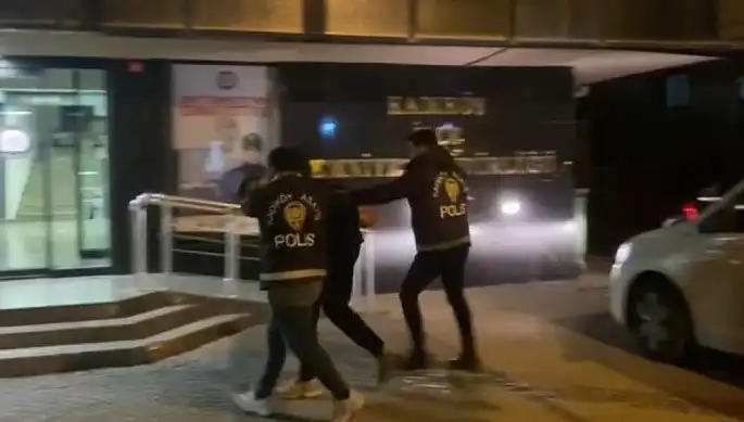 Galatasaray Taraftarını Silahla Yaralayan Şahıs Yakalandı: Detaylar Şoke Edici!