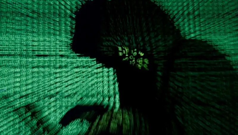 Siber Elfler, Kremlin’e Karşı: Hacker Değil, Araştırmacıyız!