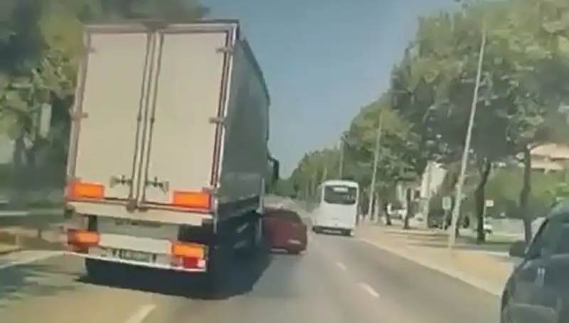 Bursa'nın Kör Noktasında Meydana Gelen Kazada Yaşanan Trajik Olay