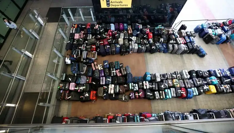Havalimanında Şaşkınlığa Yol Açan Olay: 2 Yaşındaki Çocuk Bagaj Bandında Kayboldu