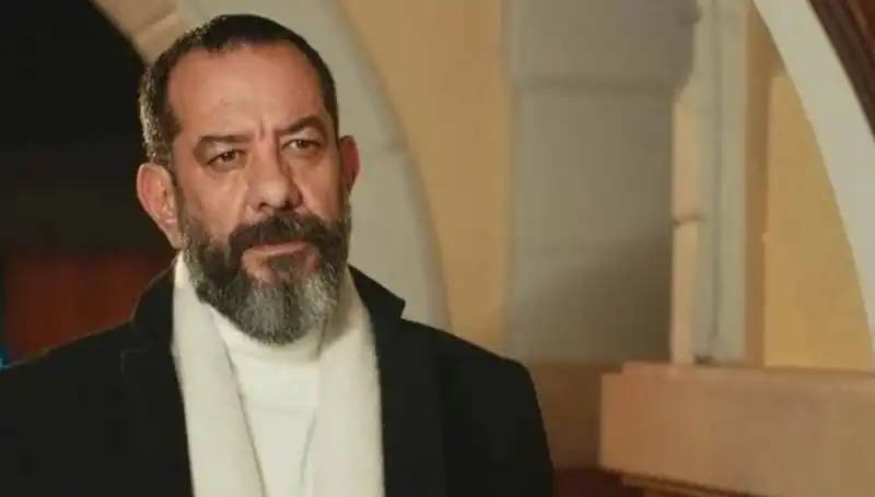 Emre Törün: Genç Yaşta Hayatını Kaybeden Yetenekli Oyuncunun Biyografisi