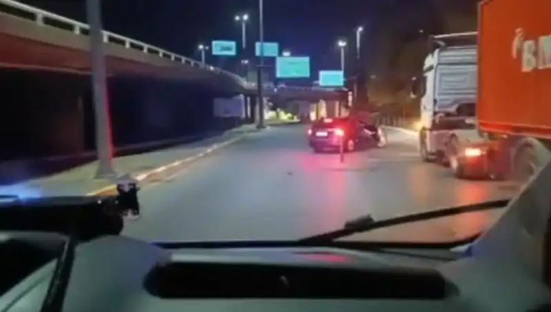İstanbul'da Dev Kaçakçılık Operasyonu: 36 Milyon TL'lik Malzeme Ele Geçirildi