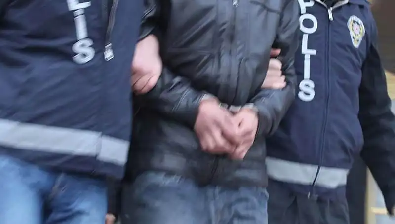Erzincan'da Uyuşturucu Operasyonu: Gözaltına Alınanlar Adliyeye Sevk Edildi
