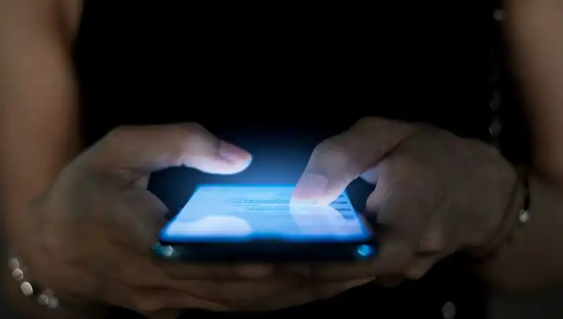 Narsisizm ile Telefon Alışkanlığı Arasındaki Şaşırtıcı Bağlantı: Uzmanların Gözünden