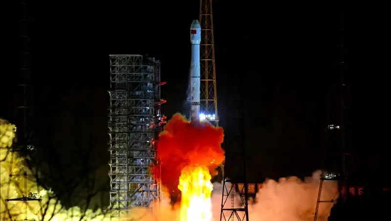 Çin Uzaya Tienvın-2 Asteroid Keşif Aracını Gönderdi: Uzay Keşiflerinde Yeni Bir Dönem