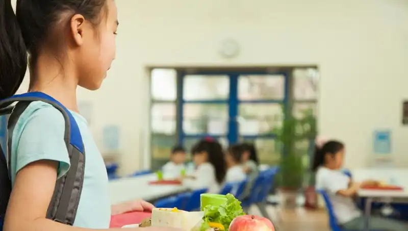İspanya'da Obeziteyle Mücadele: Restoran Menülerindeki Yağlı Yiyecekler Yasaklandı!