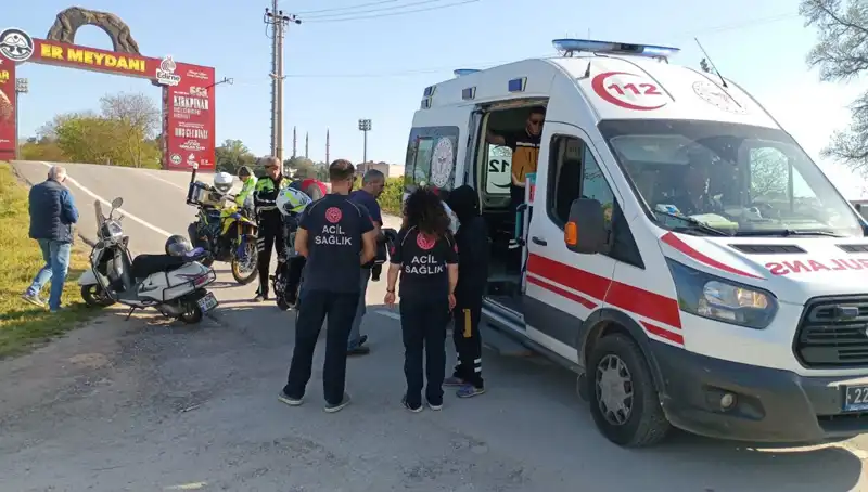 Edirne'de Motosiklet Kazası: Yaralıların Durumu ve Olayın Ardında Yatan Nedenler