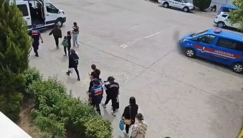 Tayland'da Kadınlara Fuhuş Vaadiyle Tasarlanan Çalışma İzni Dolandırıcılığı