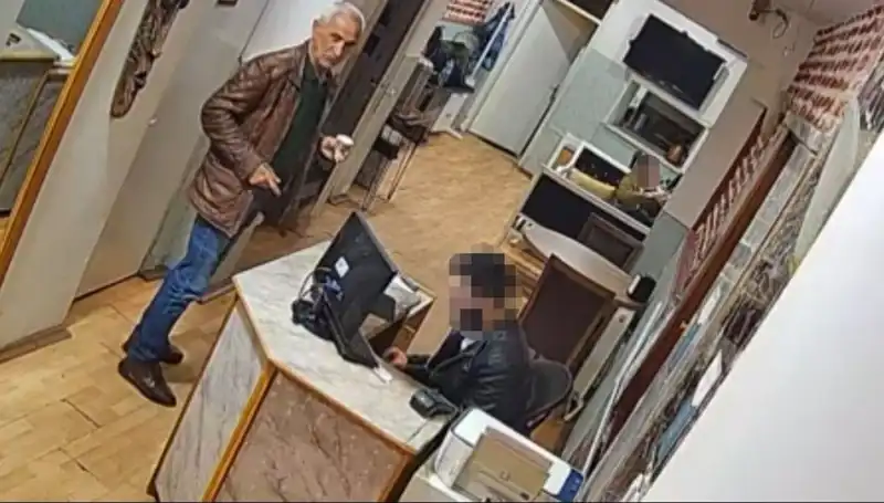 Özgür Özel'e Saldırı: Selçuk Tengioğlu'nun Son Görüntüleri Medyayı Sarsıyor