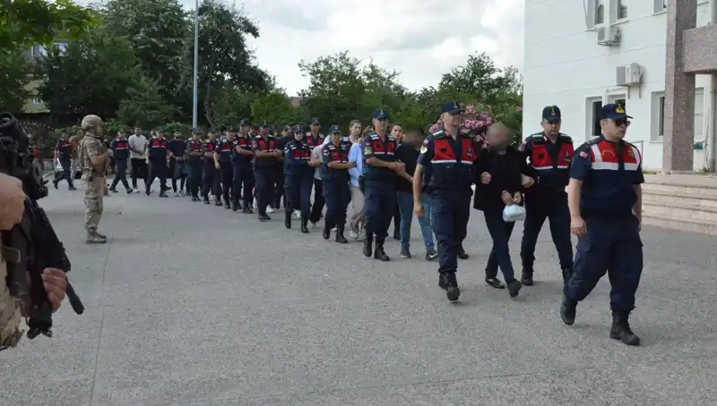 Hacizli Araçları Yeniden Dizayn Edip Satışa Sunan Çetenin Tüyler Ürpertici Hikayesi