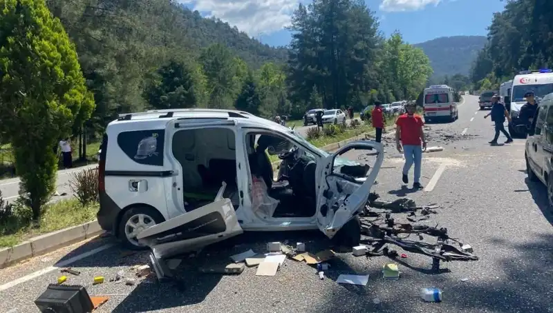 Marmaris'te Feci Kaza: Savaş Alanına Dönen Yol, Hayatları Çaldı