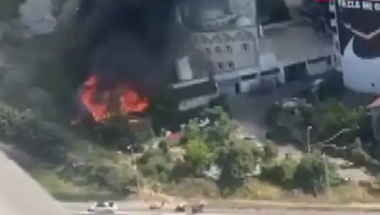 Kağıthane'de Yangın Paniği: Duman Bulutları Şehri Kapladı