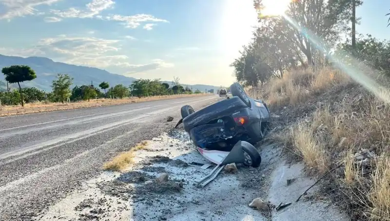 Adıyaman'da Kahreden Kaza: Otomobil Takla Attı, Yaralılar Var!