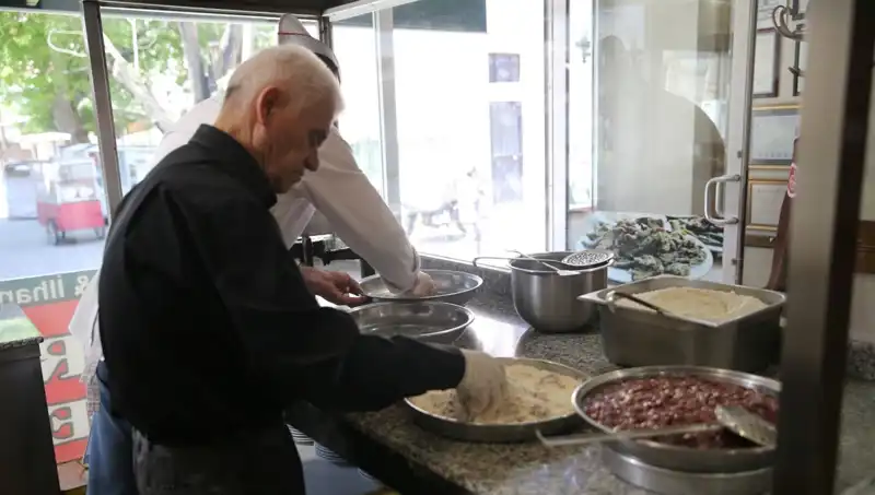 60 Yılın Ustası: Ciğer Tezgahında Efsanevi Lezzet Yolculuğu