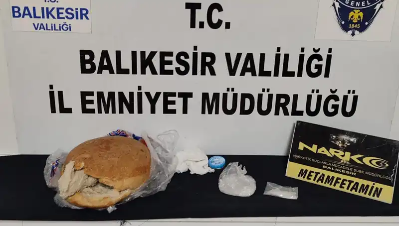 Uyuşturucu Kaçakçılığında Yeni Yöntem: Ekmeğe Gizlenen Tehlike