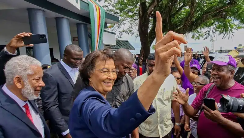 Surinam, Tarihinde İlk Defa Kadın Devlet Başkanı Seçti!