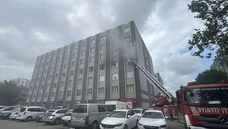 Çorap İmalathanesinde Korkutan Yangın: Olay Anı ve Sonrası